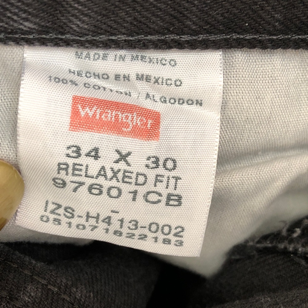 Wrangler Men’s Black Straight Jeans - Picture 2 of 7